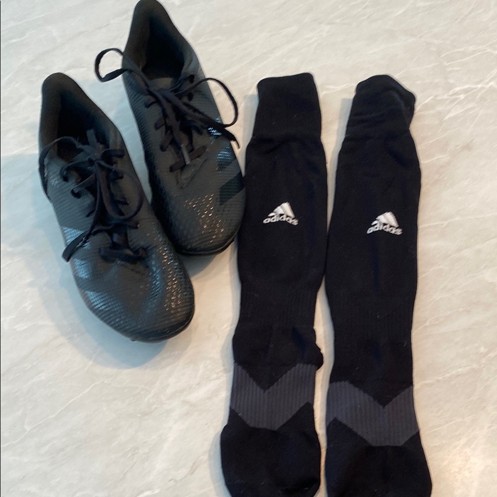 ADIDAS Predator Black Athletic Soccer Cleats with Socks